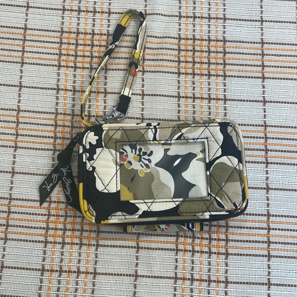 VERA BRADLEY WRISTLET